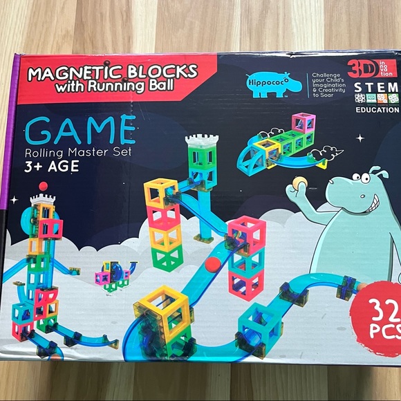 STEM kids toy, 3D magnetic building pieces and 2 wooded balls marble run toys - Picture 3 of 7